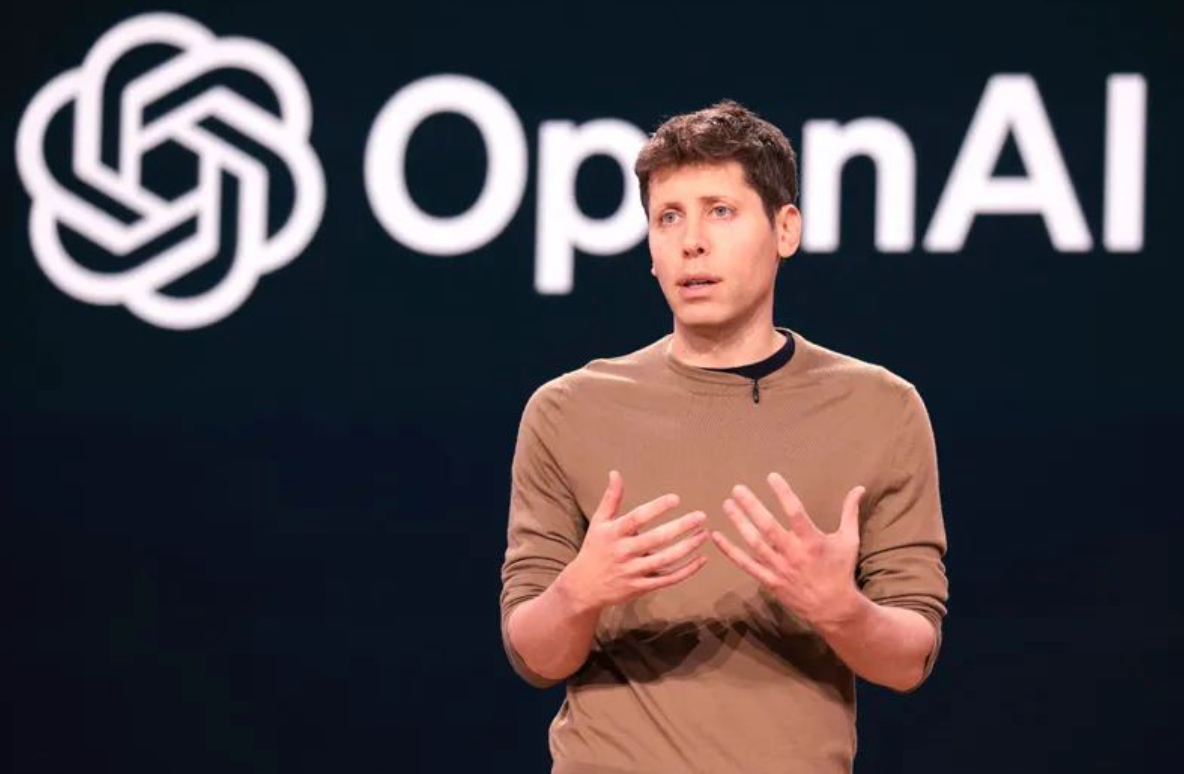 OpenAI CEO 萨姆&middot;奥特曼担心 AI 落入少数强权之手，称有人过于紧张