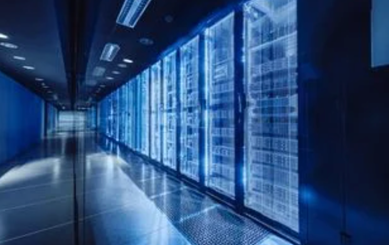 分析师：Meta 狂砸 AI 基建不是烧钱，是在抢可转售的算力